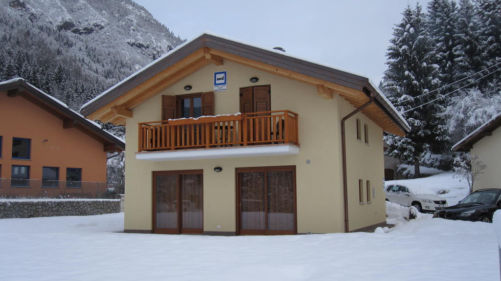 Ai Vecchi Molini Bed & Breakfast Castello Tesino Luaran gambar